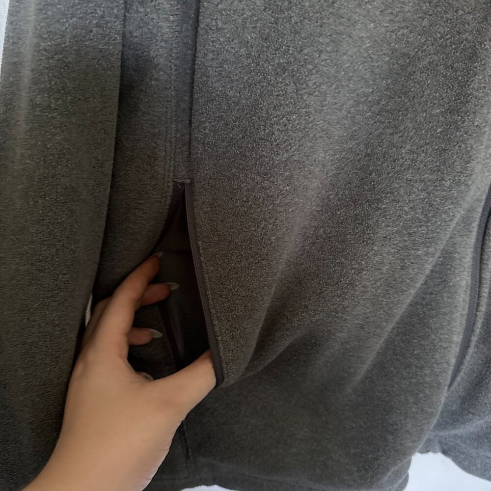Colombia Fleece Zip-Up Sweater - Picture 3 of 7